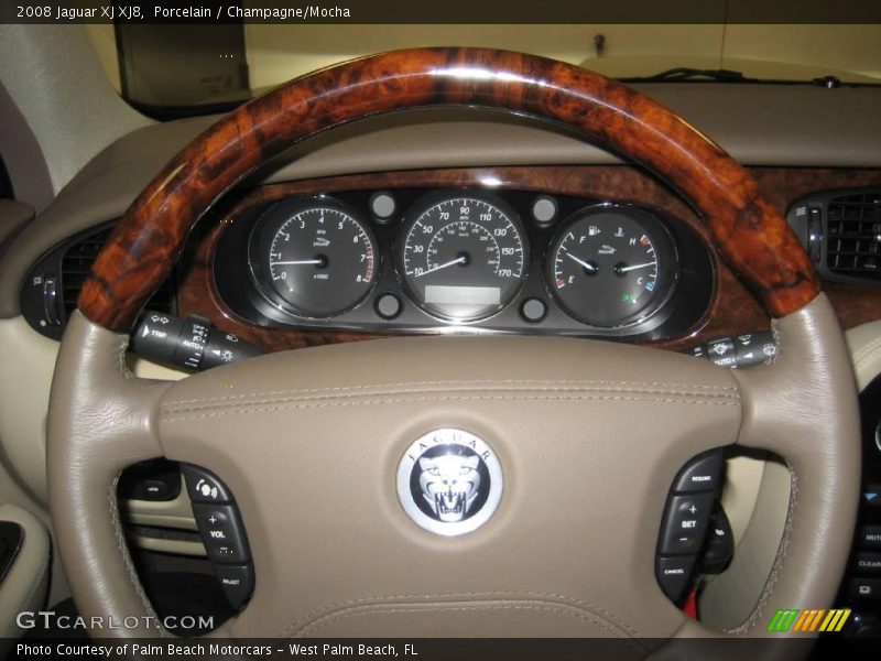 Porcelain / Champagne/Mocha 2008 Jaguar XJ XJ8