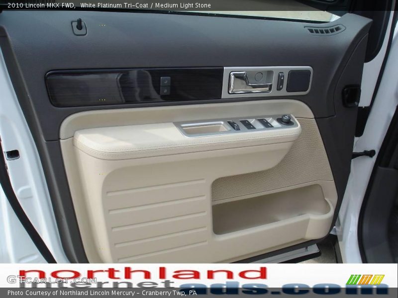White Platinum Tri-Coat / Medium Light Stone 2010 Lincoln MKX FWD