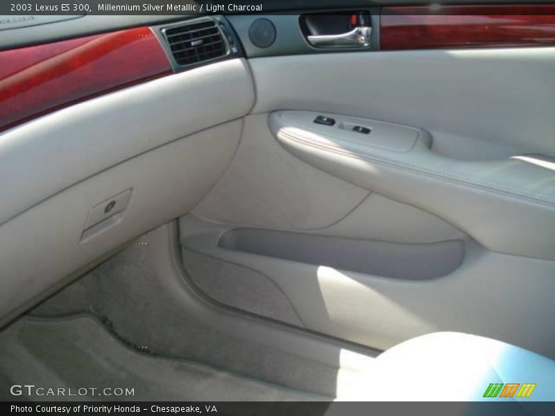 Millennium Silver Metallic / Light Charcoal 2003 Lexus ES 300