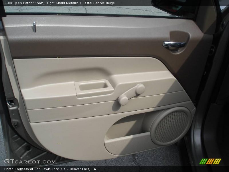 Light Khaki Metallic / Pastel Pebble Beige 2008 Jeep Patriot Sport