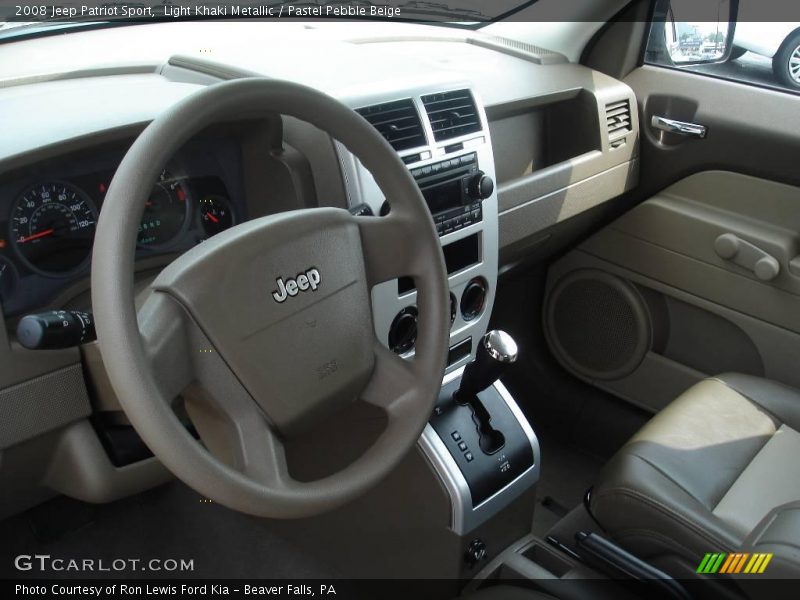 Light Khaki Metallic / Pastel Pebble Beige 2008 Jeep Patriot Sport