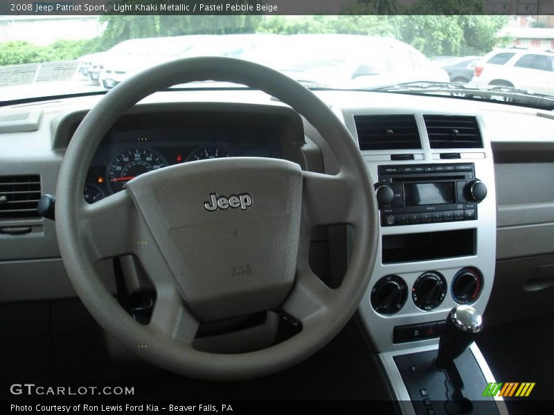 Light Khaki Metallic / Pastel Pebble Beige 2008 Jeep Patriot Sport