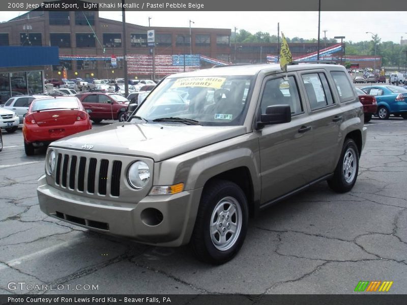 Light Khaki Metallic / Pastel Pebble Beige 2008 Jeep Patriot Sport