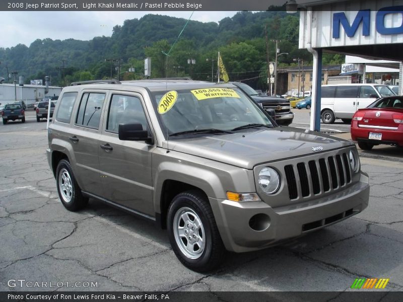 Light Khaki Metallic / Pastel Pebble Beige 2008 Jeep Patriot Sport