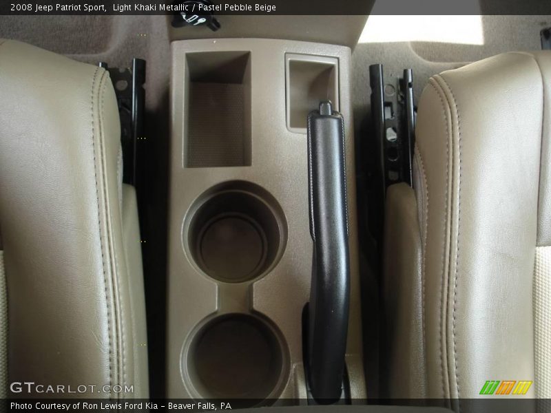 Light Khaki Metallic / Pastel Pebble Beige 2008 Jeep Patriot Sport