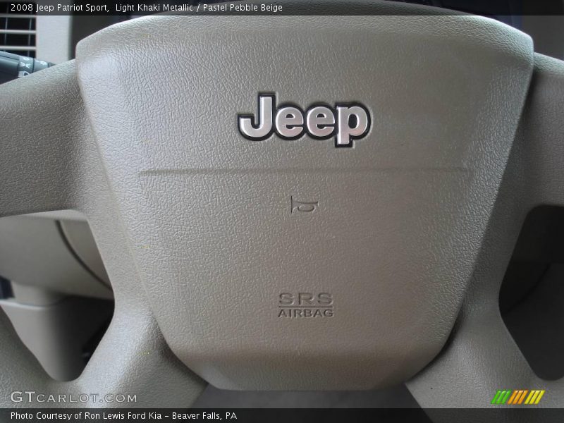 Light Khaki Metallic / Pastel Pebble Beige 2008 Jeep Patriot Sport