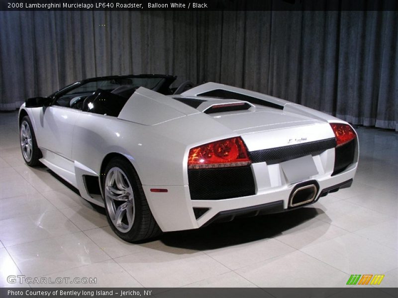 Balloon White / Black 2008 Lamborghini Murcielago LP640 Roadster