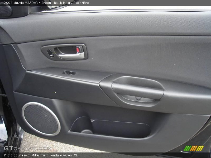 Black Mica / Black/Red 2004 Mazda MAZDA3 s Sedan