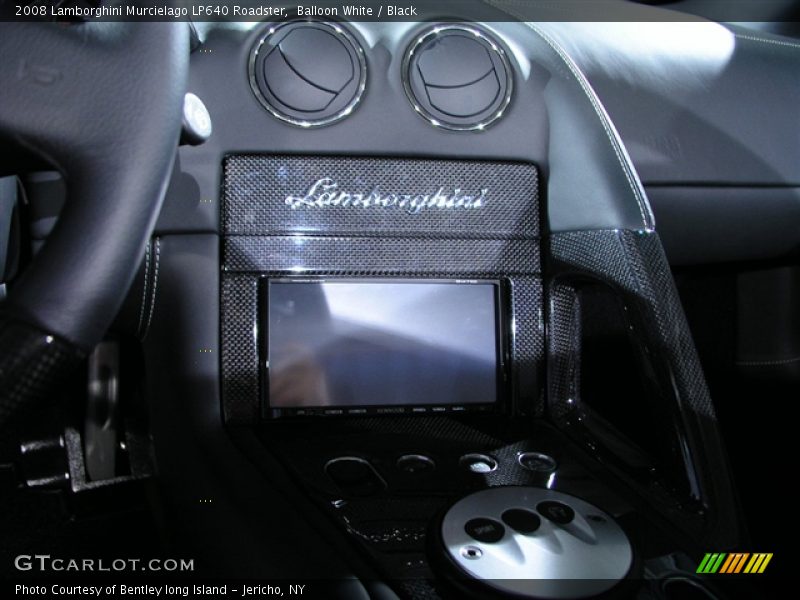 Balloon White / Black 2008 Lamborghini Murcielago LP640 Roadster