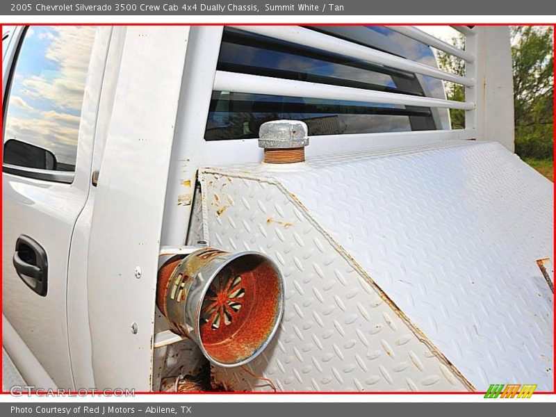 Summit White / Tan 2005 Chevrolet Silverado 3500 Crew Cab 4x4 Dually Chassis