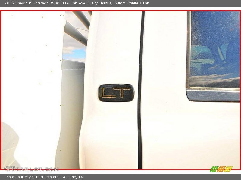 Summit White / Tan 2005 Chevrolet Silverado 3500 Crew Cab 4x4 Dually Chassis