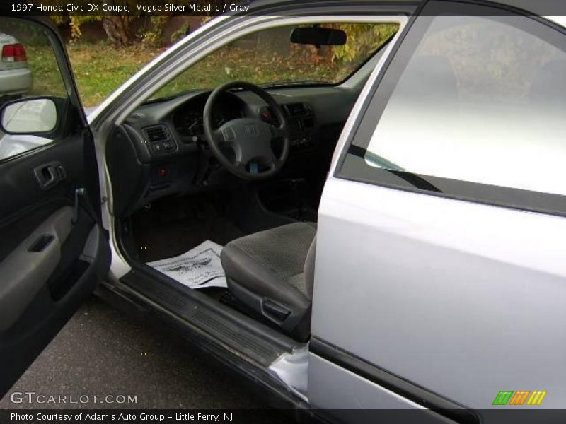 Vogue Silver Metallic / Gray 1997 Honda Civic DX Coupe