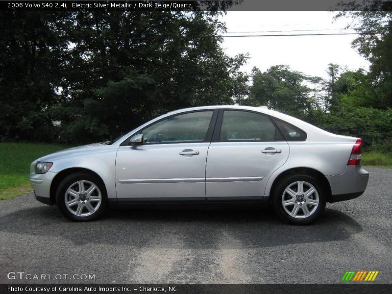 Electric Silver Metallic / Dark Beige/Quartz 2006 Volvo S40 2.4i