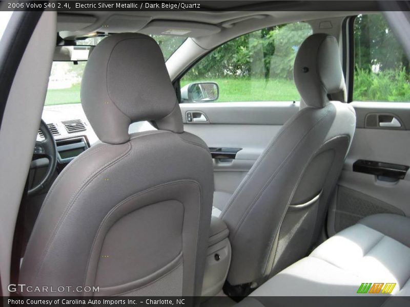 Electric Silver Metallic / Dark Beige/Quartz 2006 Volvo S40 2.4i