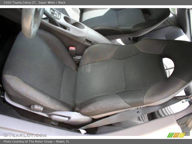 Super White / Black 2000 Toyota Celica GT
