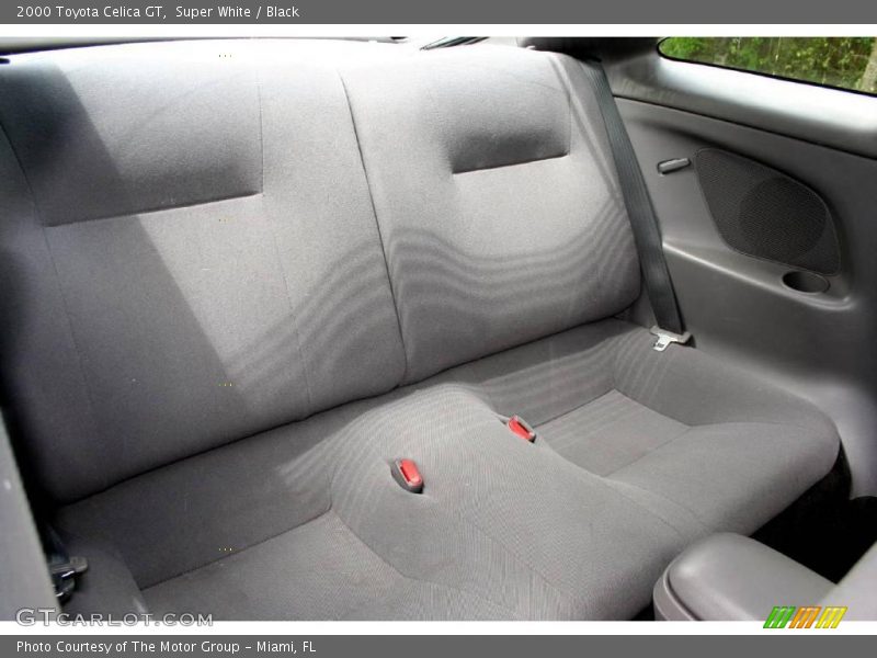 Super White / Black 2000 Toyota Celica GT