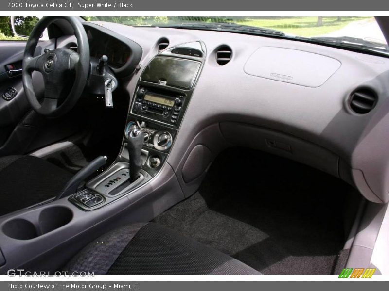 Super White / Black 2000 Toyota Celica GT