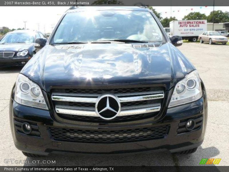 Black / Macadamia 2007 Mercedes-Benz GL 450