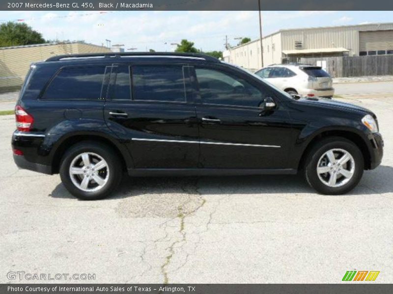 Black / Macadamia 2007 Mercedes-Benz GL 450