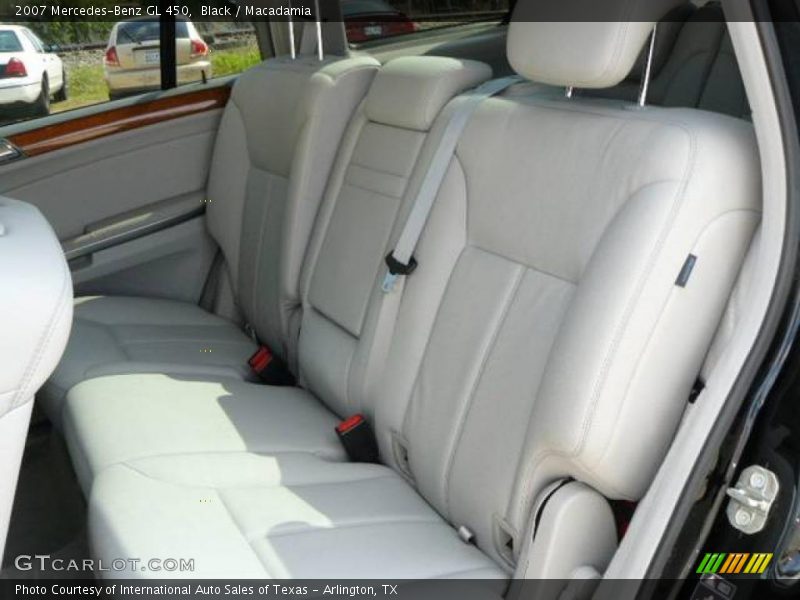 Black / Macadamia 2007 Mercedes-Benz GL 450