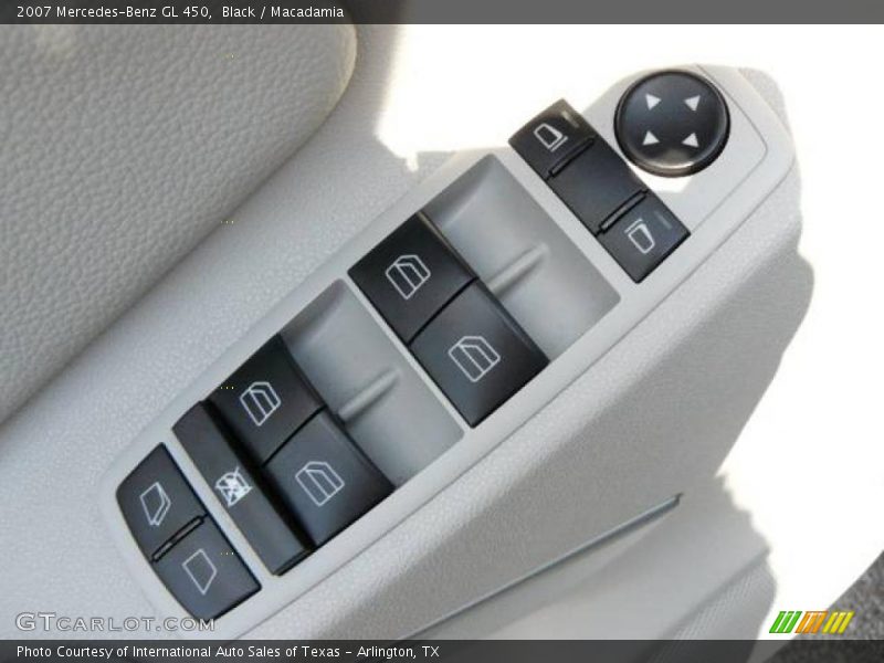 Black / Macadamia 2007 Mercedes-Benz GL 450