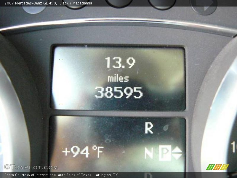 Black / Macadamia 2007 Mercedes-Benz GL 450