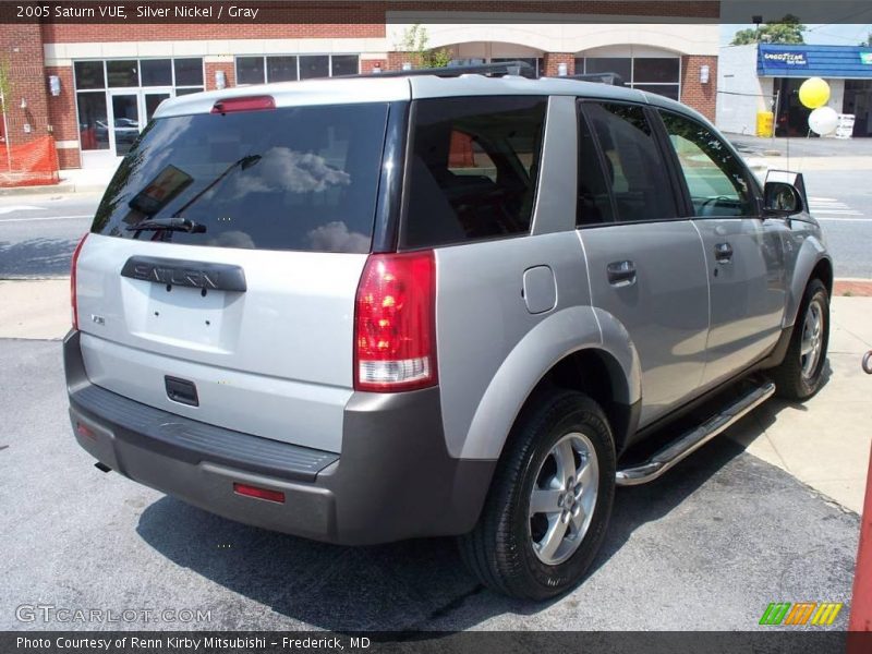 Silver Nickel / Gray 2005 Saturn VUE