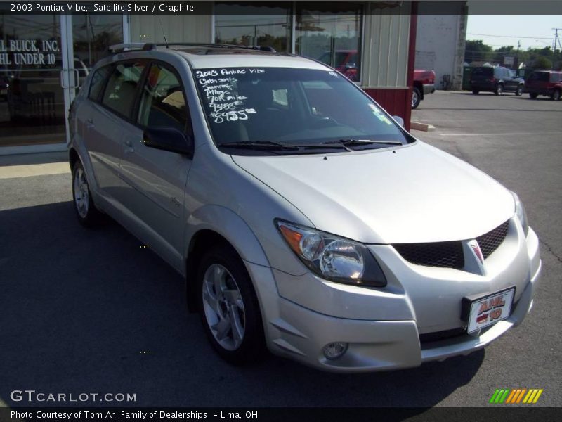 Satellite Silver / Graphite 2003 Pontiac Vibe