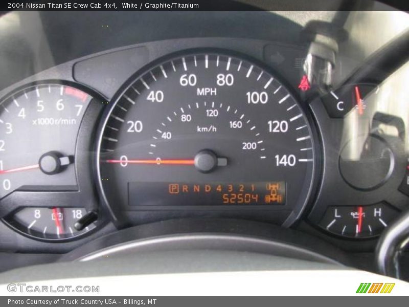 White / Graphite/Titanium 2004 Nissan Titan SE Crew Cab 4x4