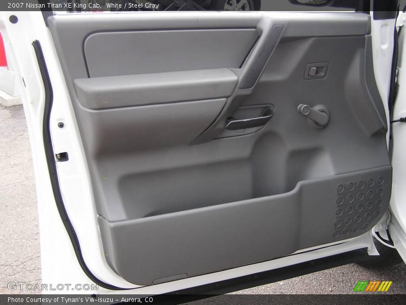 White / Steel Gray 2007 Nissan Titan XE King Cab