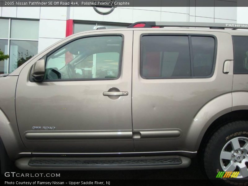 Polished Pewter / Graphite 2005 Nissan Pathfinder SE Off Road 4x4