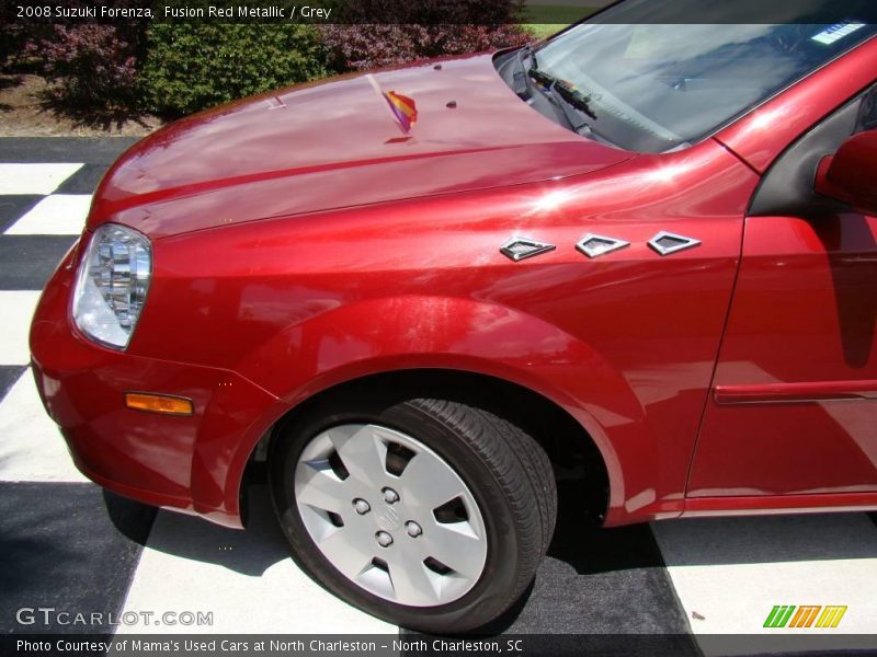 Fusion Red Metallic / Grey 2008 Suzuki Forenza