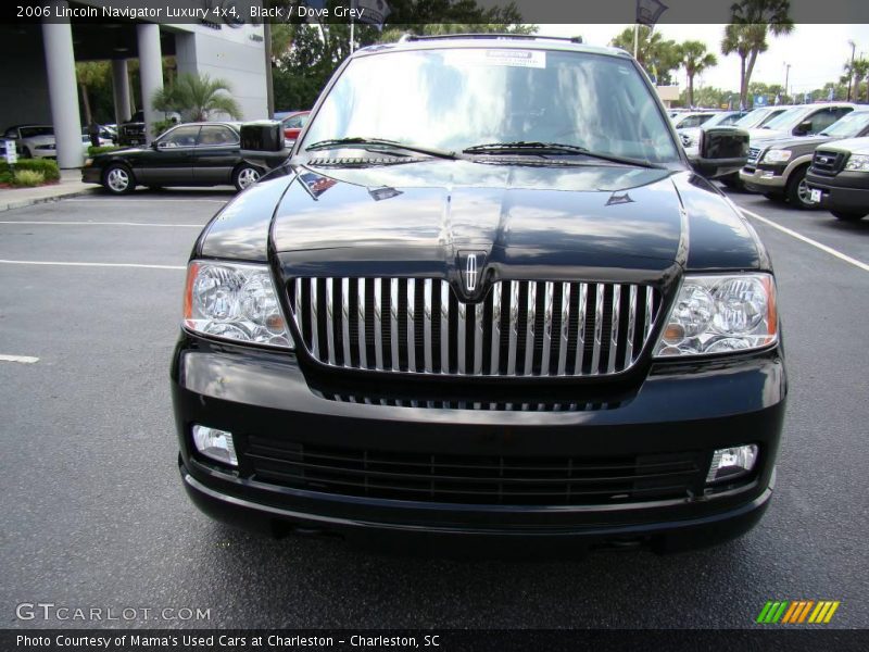 Black / Dove Grey 2006 Lincoln Navigator Luxury 4x4