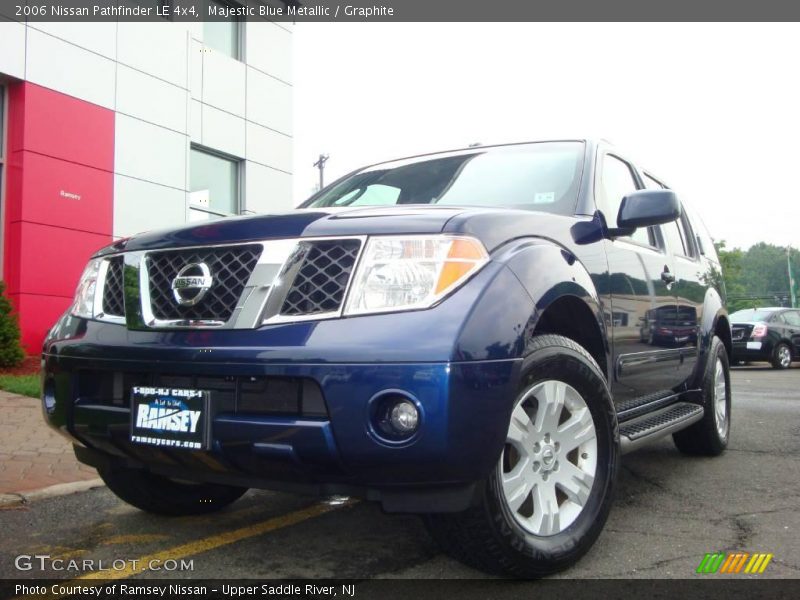 Majestic Blue Metallic / Graphite 2006 Nissan Pathfinder LE 4x4