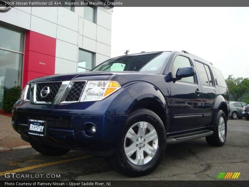 Majestic Blue Metallic / Graphite 2006 Nissan Pathfinder LE 4x4