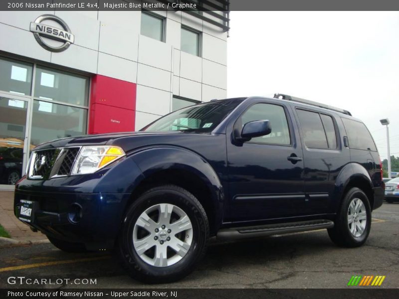Majestic Blue Metallic / Graphite 2006 Nissan Pathfinder LE 4x4