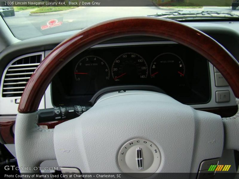 Black / Dove Grey 2006 Lincoln Navigator Luxury 4x4