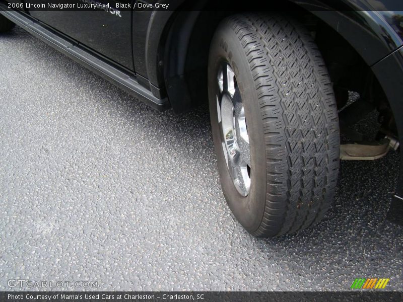 Black / Dove Grey 2006 Lincoln Navigator Luxury 4x4