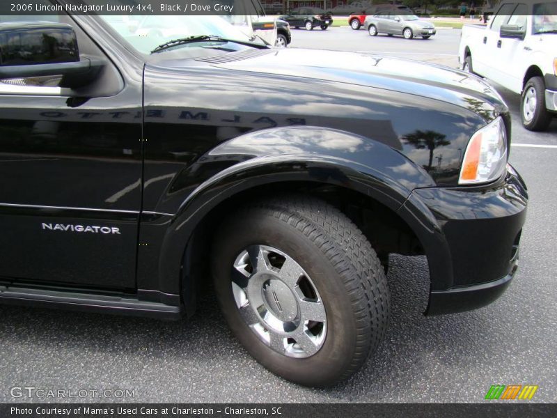 Black / Dove Grey 2006 Lincoln Navigator Luxury 4x4