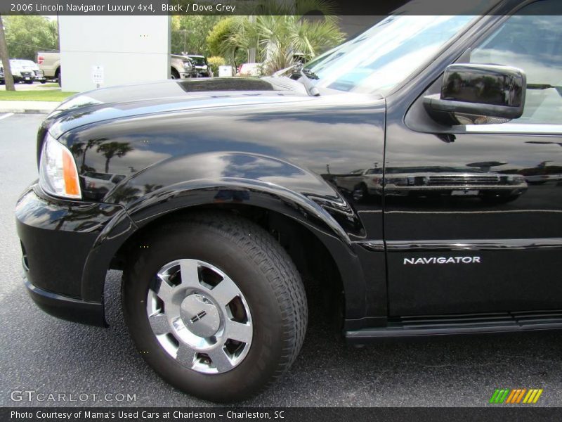 Black / Dove Grey 2006 Lincoln Navigator Luxury 4x4