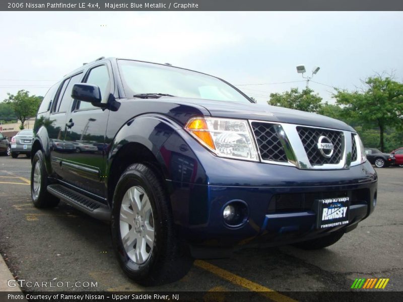 Majestic Blue Metallic / Graphite 2006 Nissan Pathfinder LE 4x4
