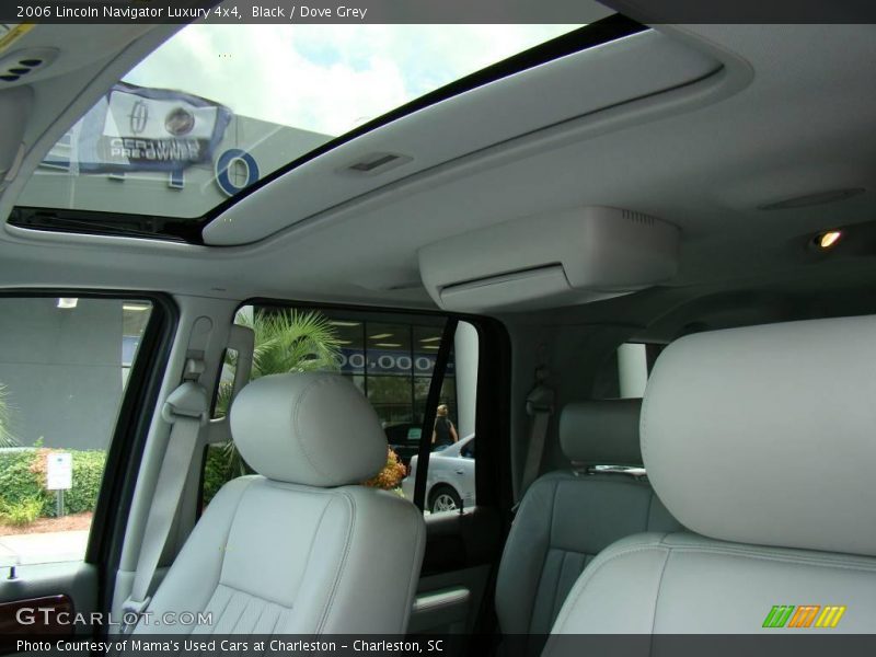 Black / Dove Grey 2006 Lincoln Navigator Luxury 4x4