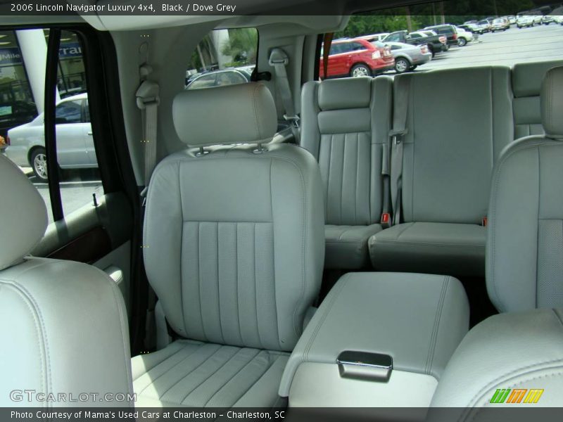 Black / Dove Grey 2006 Lincoln Navigator Luxury 4x4