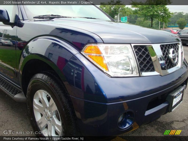 Majestic Blue Metallic / Graphite 2006 Nissan Pathfinder LE 4x4