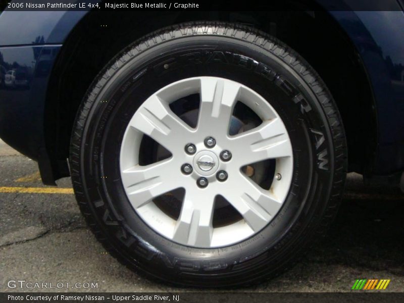 Majestic Blue Metallic / Graphite 2006 Nissan Pathfinder LE 4x4