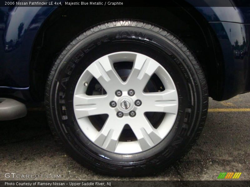 Majestic Blue Metallic / Graphite 2006 Nissan Pathfinder LE 4x4