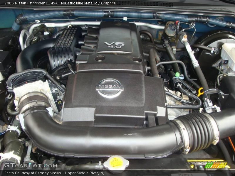 Majestic Blue Metallic / Graphite 2006 Nissan Pathfinder LE 4x4