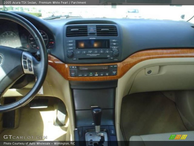 Premium White Pearl / Parchment 2005 Acura TSX Sedan