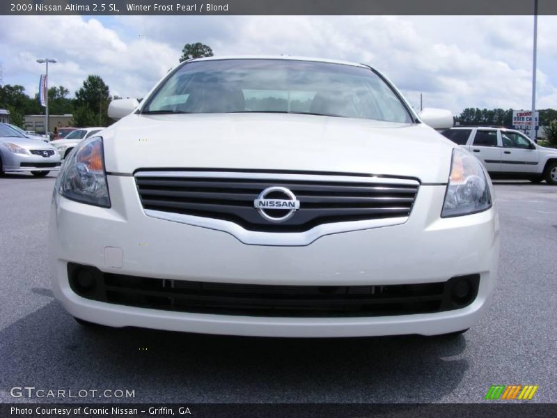 Winter Frost Pearl / Blond 2009 Nissan Altima 2.5 SL