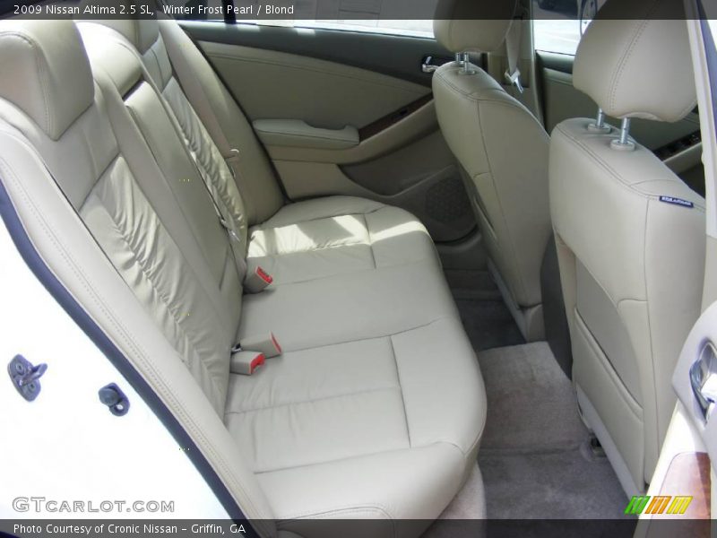 Winter Frost Pearl / Blond 2009 Nissan Altima 2.5 SL